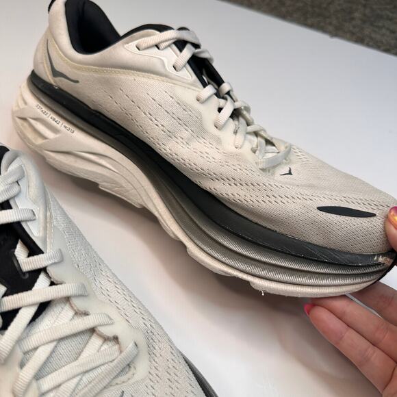 Hoka Bondi 8 White Black Sneakers main image 4
